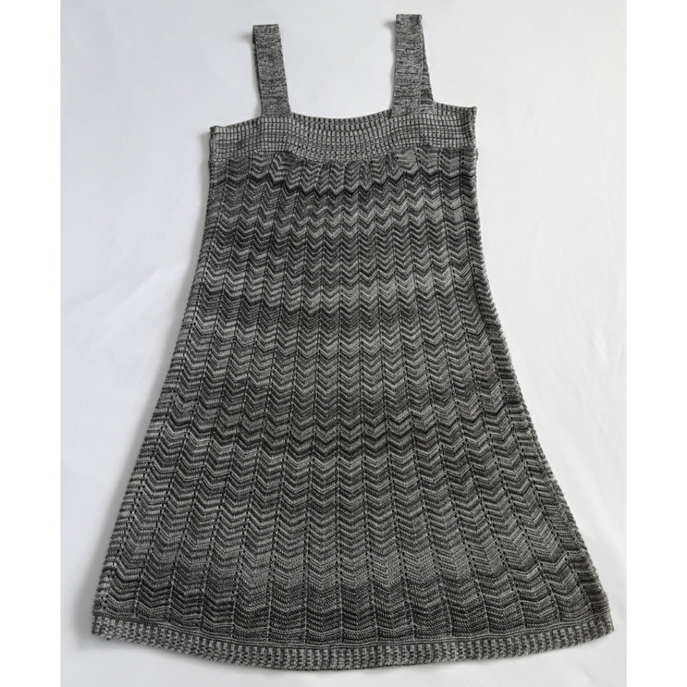 Sweater Project Women's Gray/Black Dress Medium